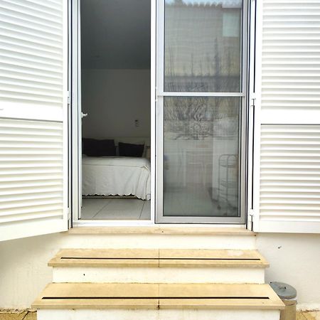 Moradia Geminada V0 - Localizacao Central - Privada Quarteira Exteriér fotografie